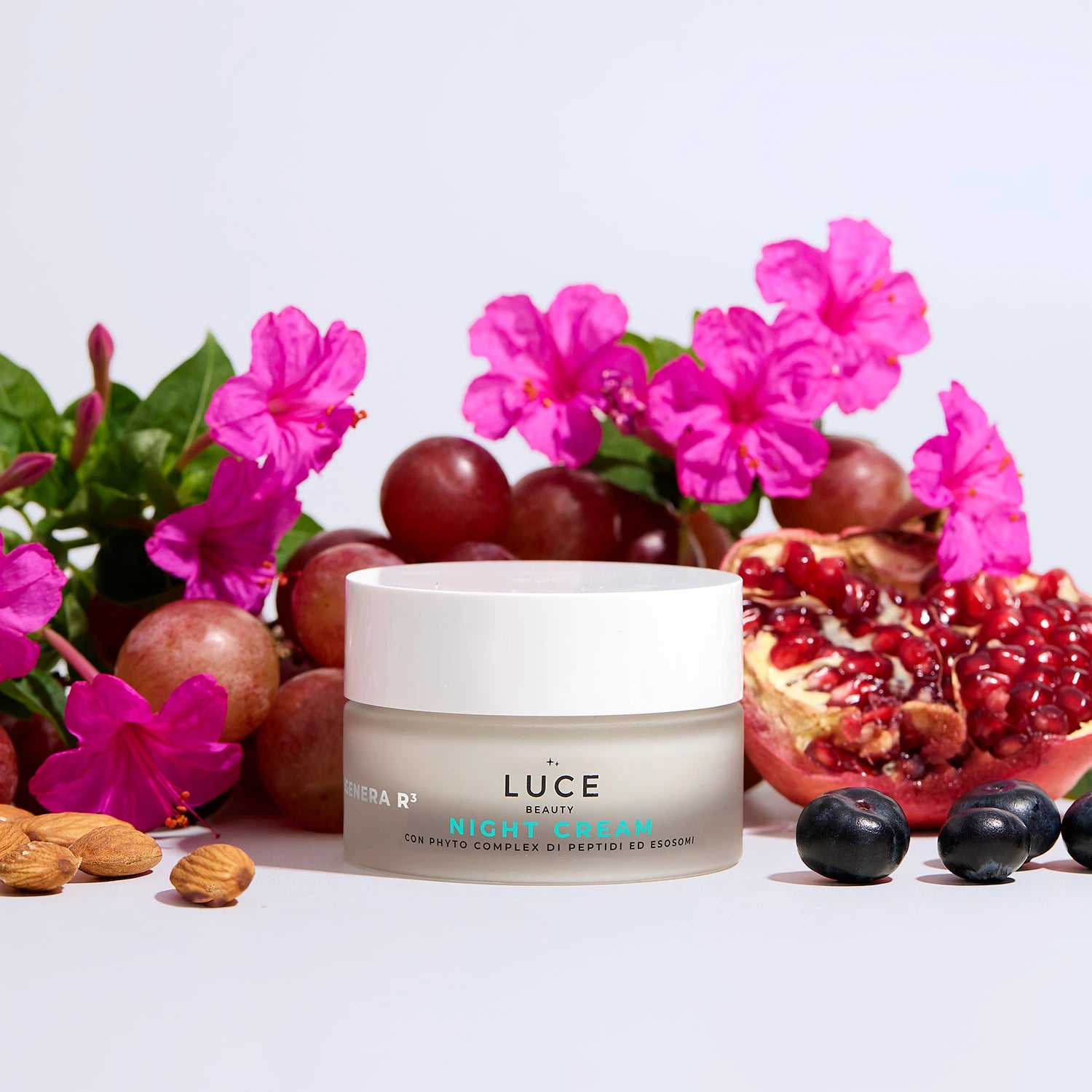 Night Cream_Crema notte anti age_prodotto_ambientato _ Luce Beauty By Alessia Marcuzzi