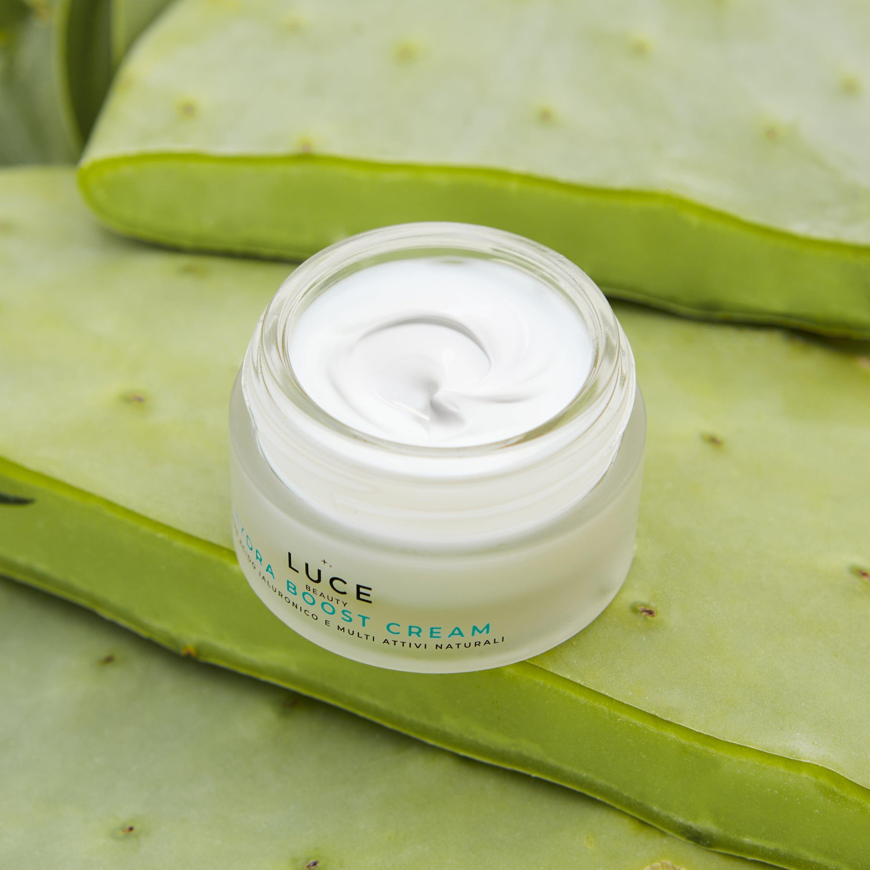 Hydra Boost cream - texture - crema idratante preventiva - Luce Beauty By Alessia Marcuzzi