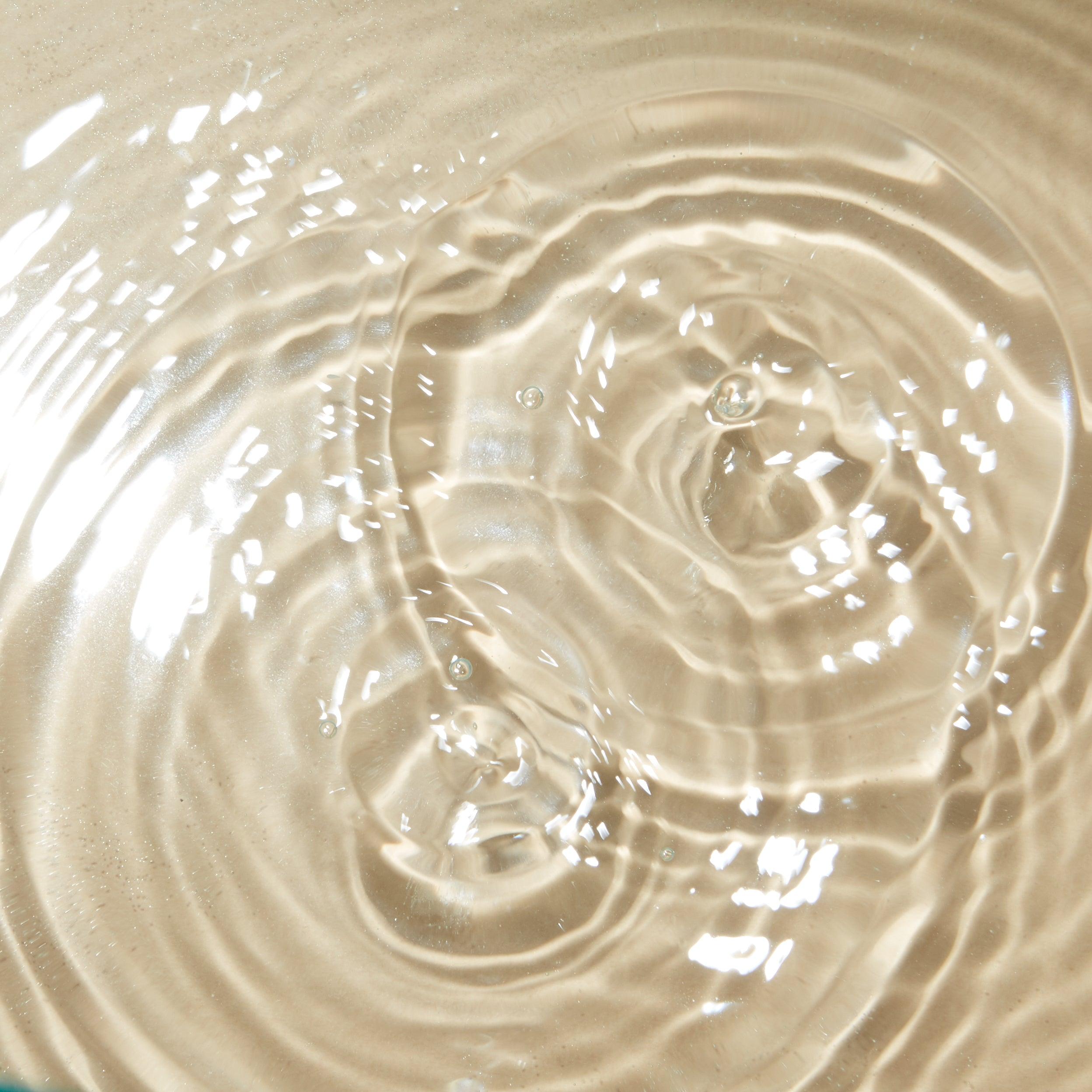Purifying Tonic Lotion - texture - Luce Beauty by Alessia Marcuzzi