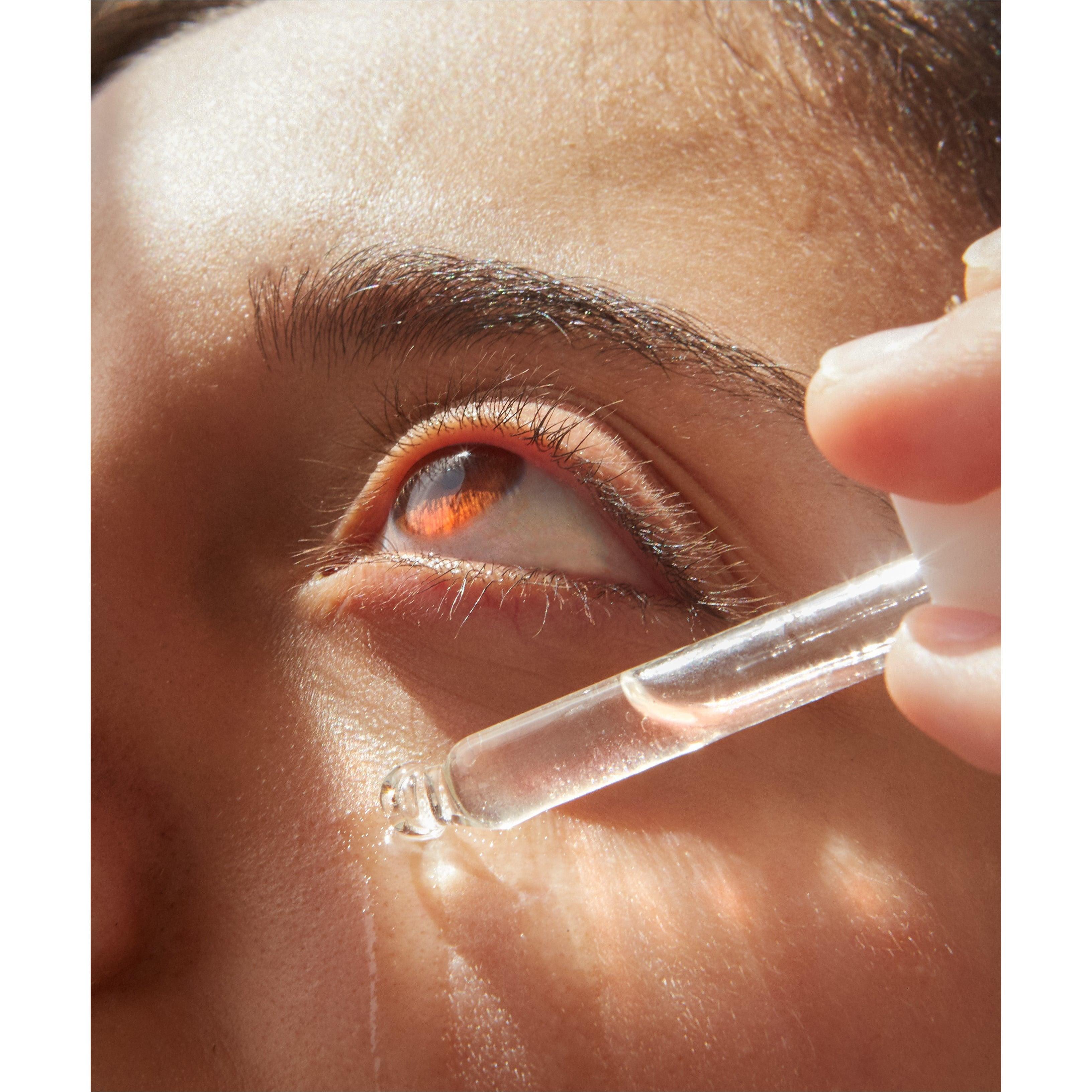 Regenerating Night Oil -Applicazione - Luce Beauty by Alessia Marcuzzi