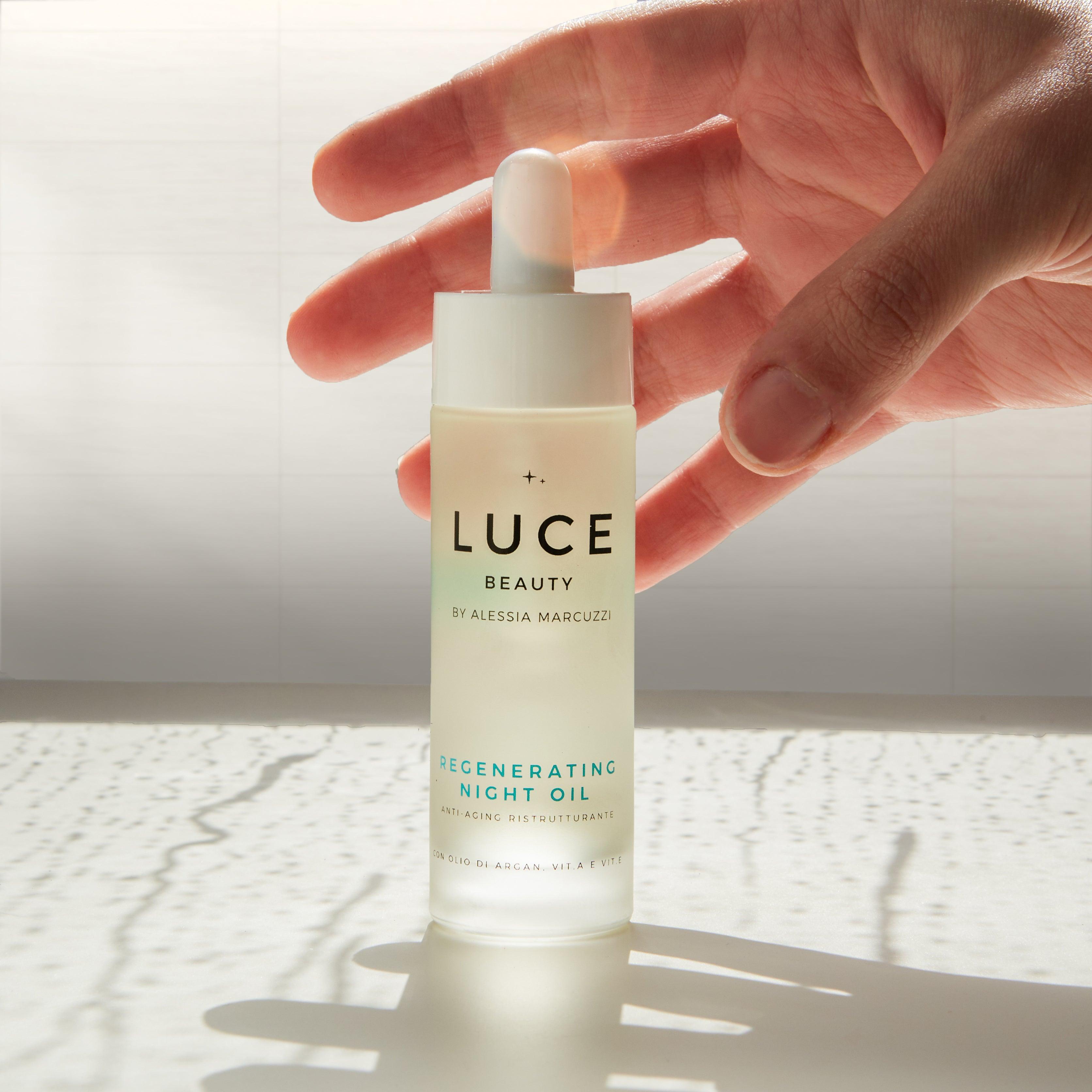 Regenerating Night Oil - Flacone - Luce Beauty by Alessia Marcuzzi