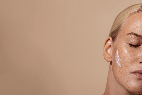 Come utilizzare i peptidi nella tua skincare routine