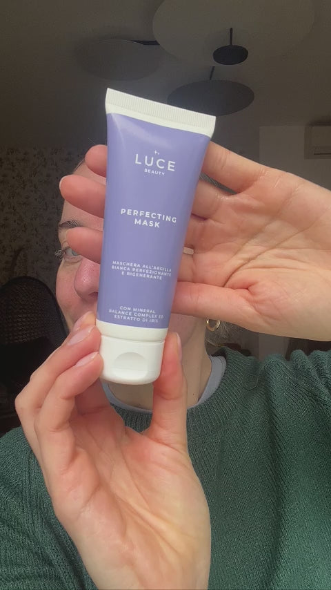 Perfecting Mask-modo_d'uso_video_LuceBeauty By Alessia Marcuzzi