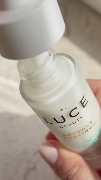 Video texture_latte_applicazione_su_pelle_Luce Beauty By Alessia Marcuzzi